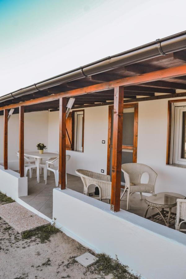 Villa Gladyr Lotzorai Exterior foto
